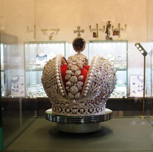Large Imperial Crown in the Diamond Fund from the Tour Bureau "Captour"