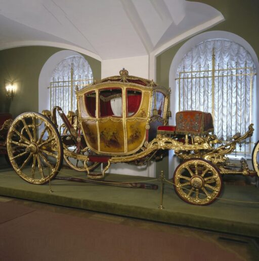 Carriage in the Armory on an excursion from the Tour Bureau "Captour"
