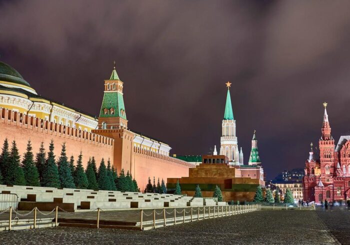 Фотография Красной площади вечером в Москве