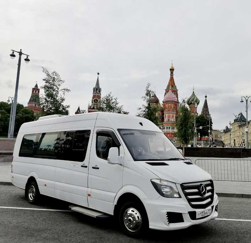 Mercedes Sprinter на обзорную экскурсию по Москве