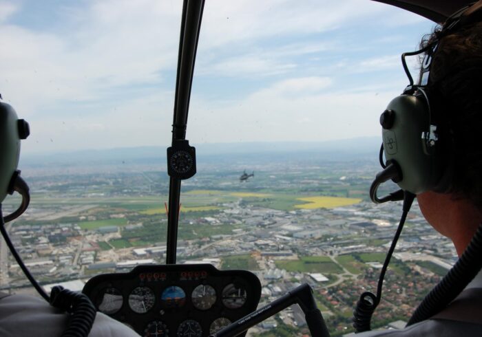 Вид из вертолета на полете от Экскурсионного бюро "Captour"