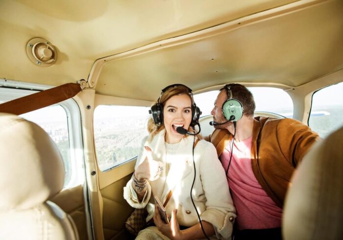 Положительные эмоции у пассажиров в полете на самолете Cessna 172 от компании "Captour"