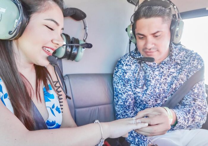 Мужчина сделал предложение своей девушке на вертолетной прогулке от компании "Captour"
