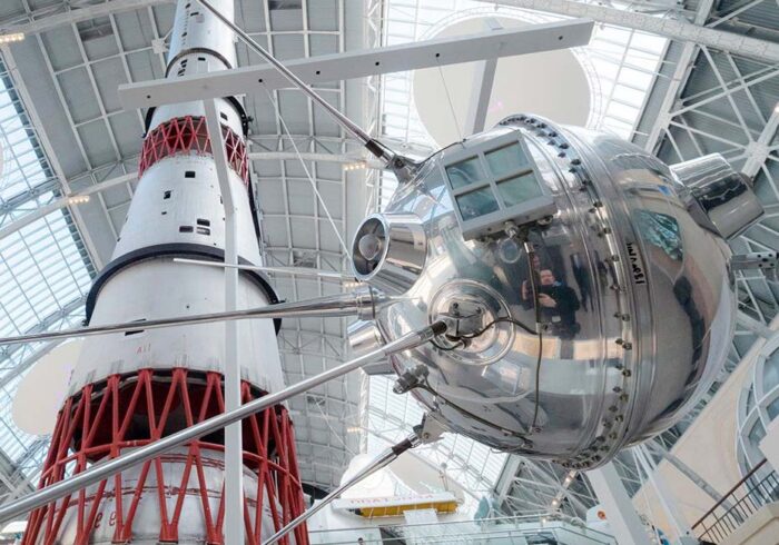 Ракета в павильоне Космос в Москве на экскурсии от компании "Captour"