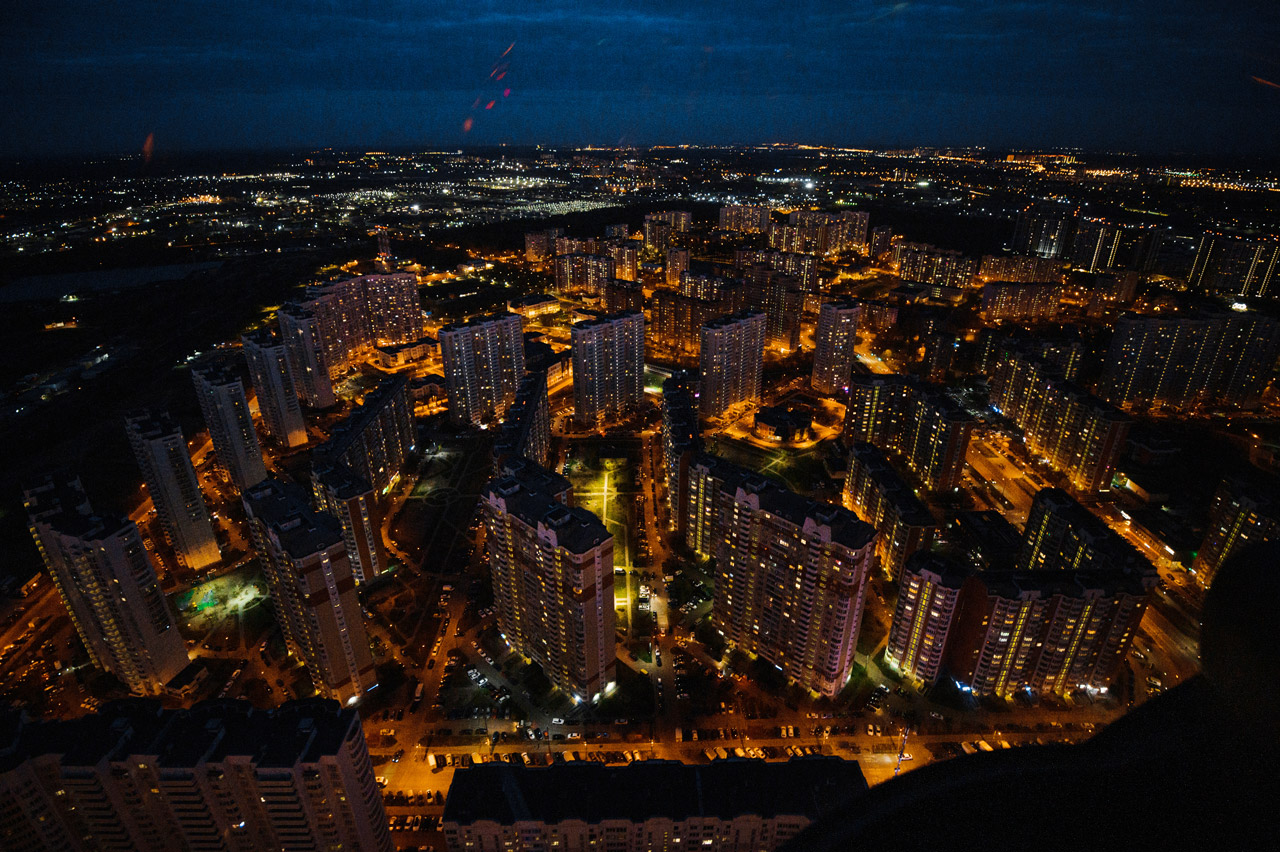 Москва ночью из вертолета в полета