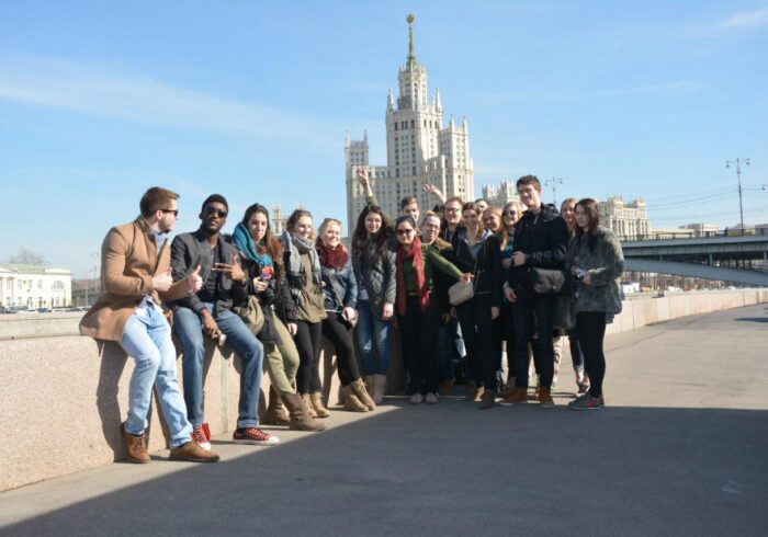 Группа экскурсантов из университета Плеханова